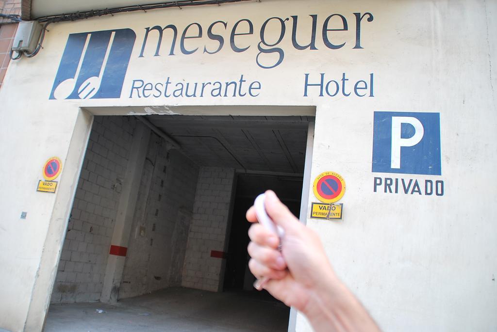 Aparthotel Meseguer Alcañiz Екстериор снимка